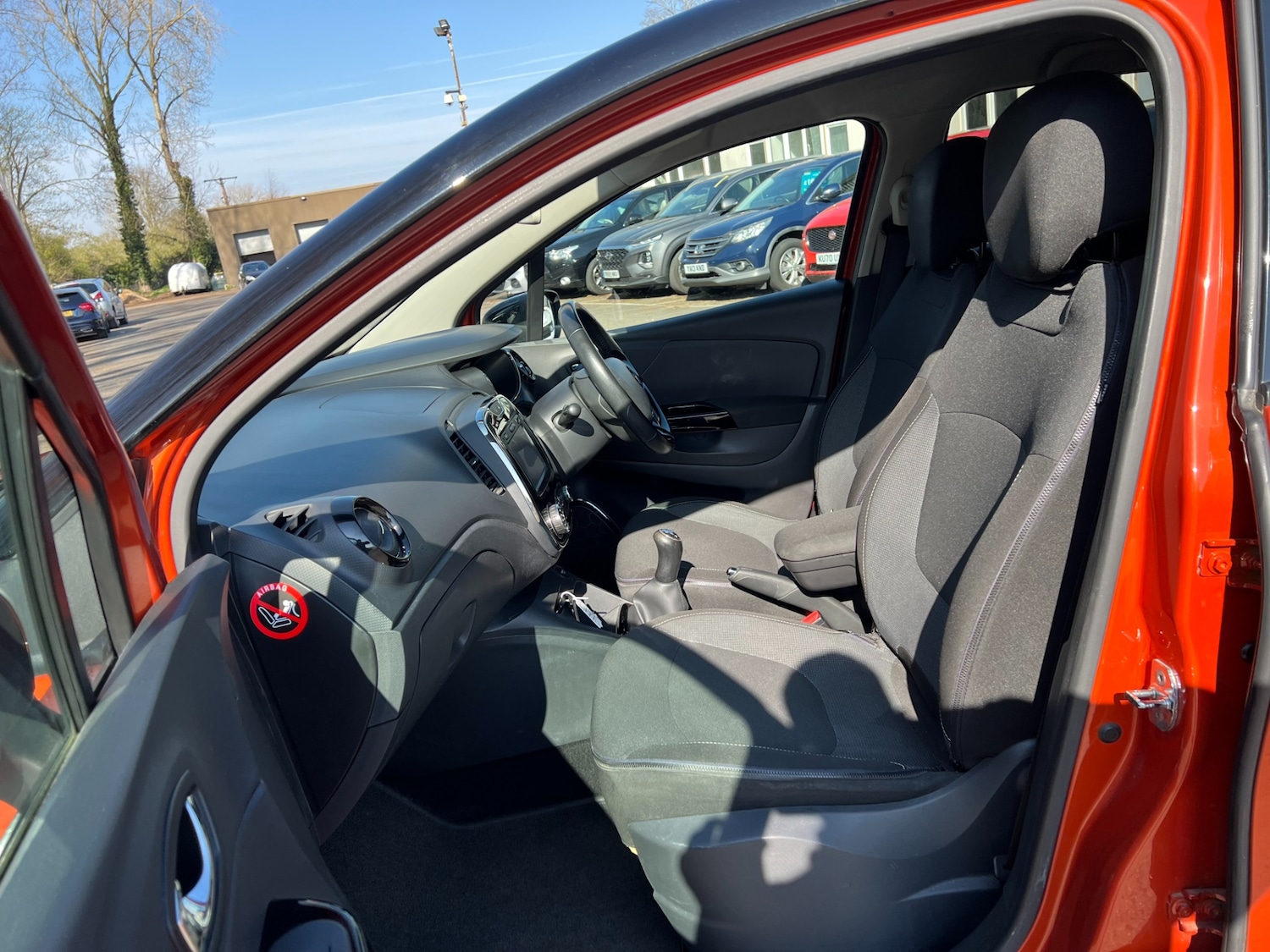 Used Renault Captur 2015 for sale - 77947312: Photo 21