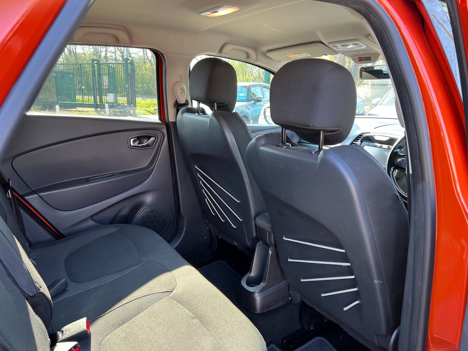 Used Renault Captur 2015 for sale - 77947312: Photo 26