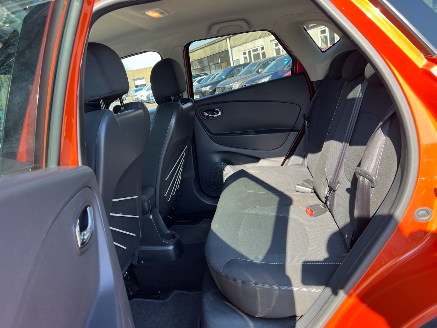 Used Renault Captur 2015 for sale - 77947312: Photo 29