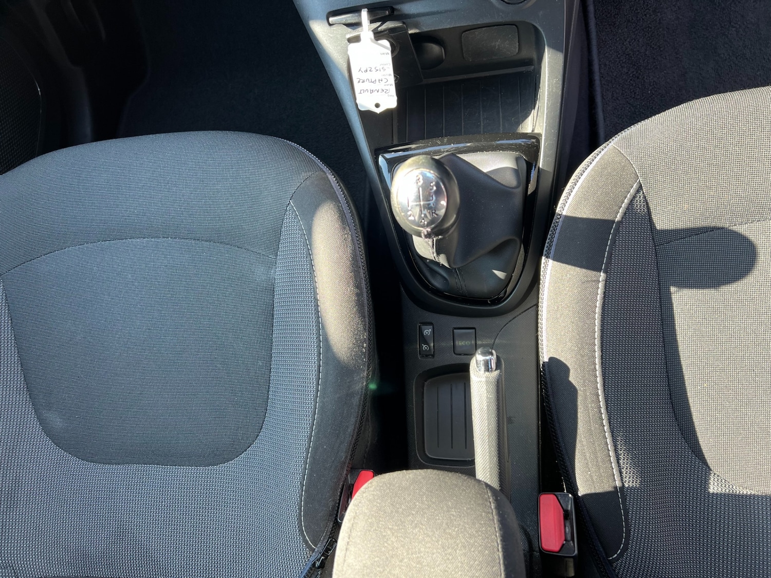 Used Renault Captur 2015 for sale - 77947312: Photo 35