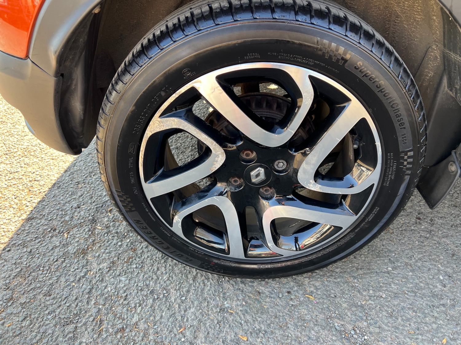 Used Renault Captur 2015 for sale - 77947312: Photo 37