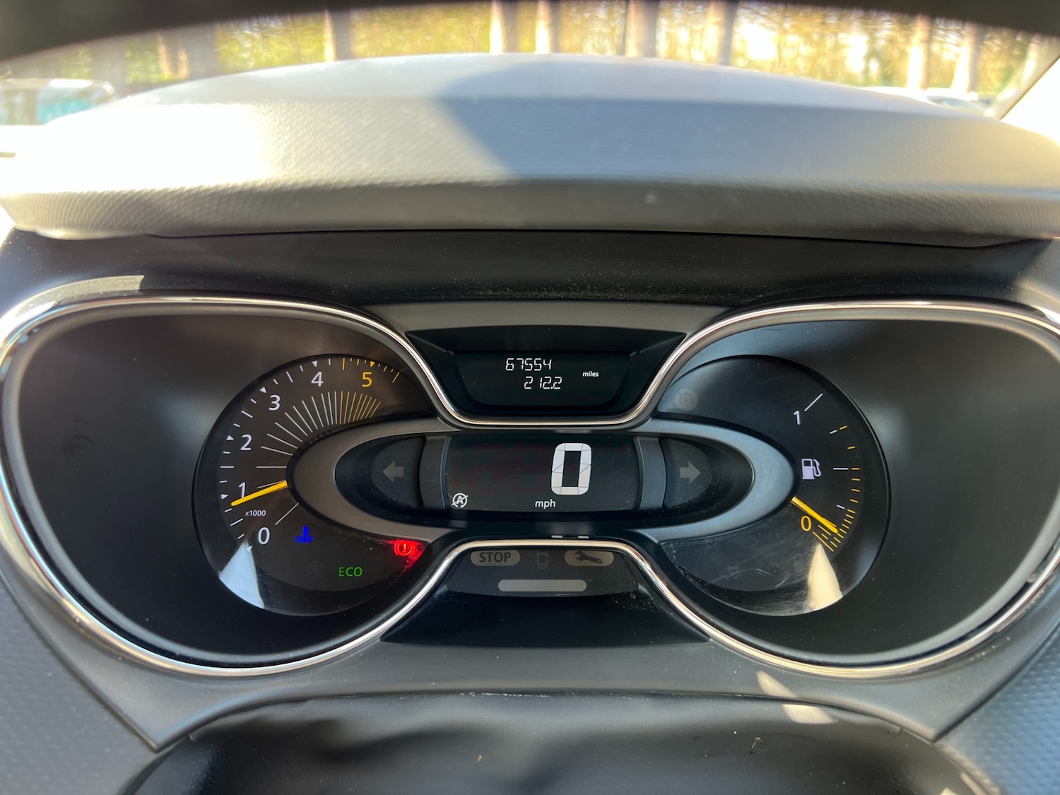 Used Renault Captur 2015 for sale - 77947312: Photo 40