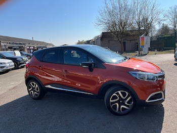 Used Renault Captur 2015 for sale - 77947312: Photo