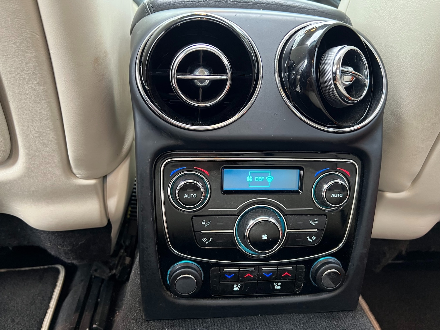 Used Jaguar XJ 2013 for sale - 77248024: Photo 29