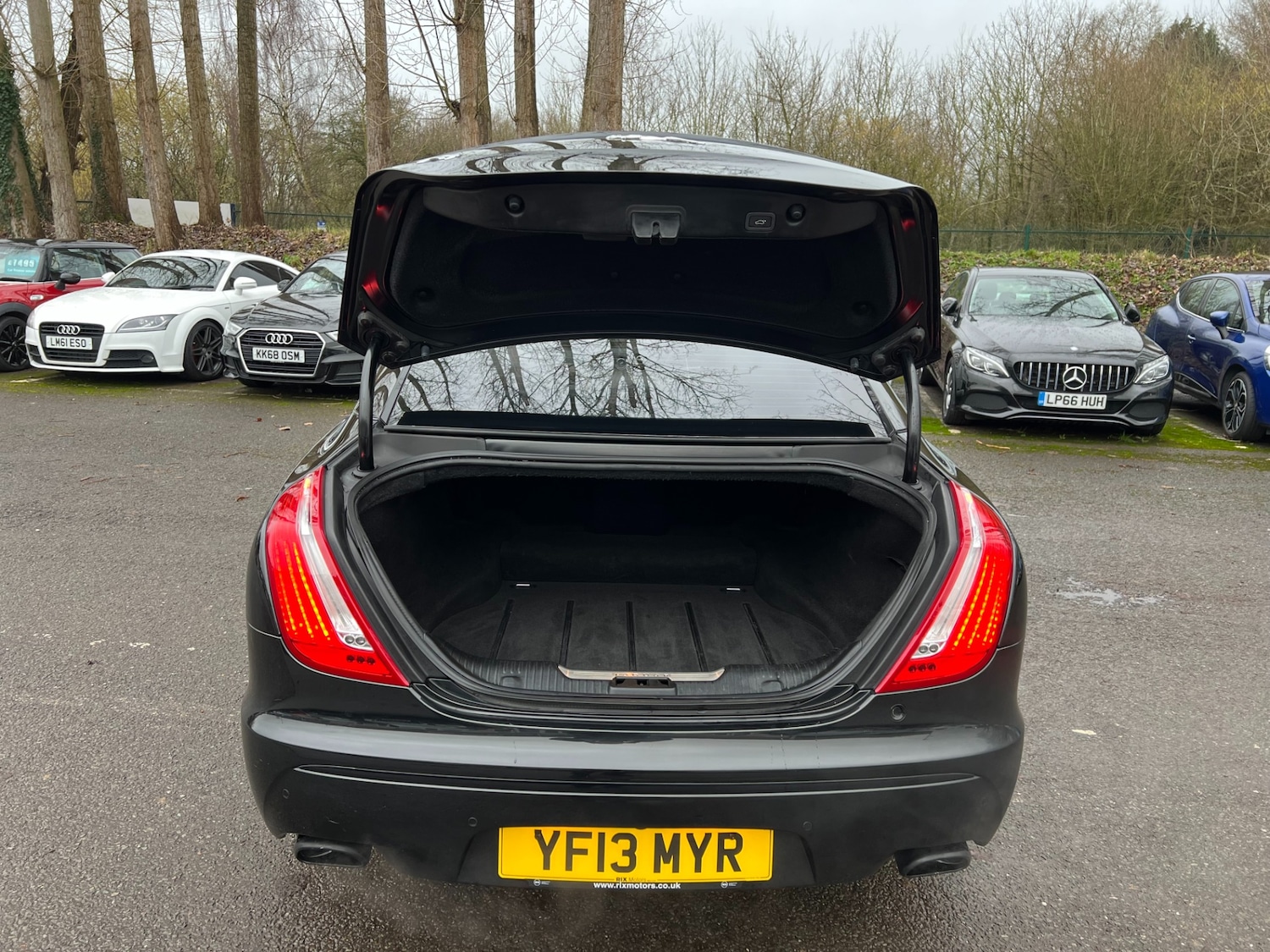 Used Jaguar XJ 2013 for sale - 77248024: Photo 30