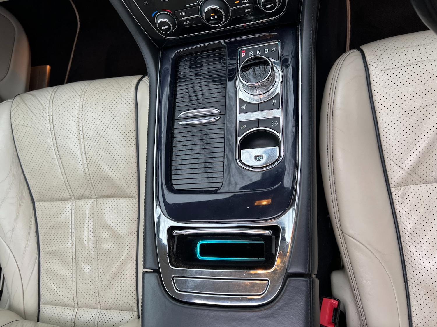 Used Jaguar XJ 2013 for sale - 77248024: Photo 38