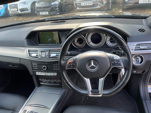 Used Mercedes-Benz E Class 2015 for sale - 75147950: Photo 14