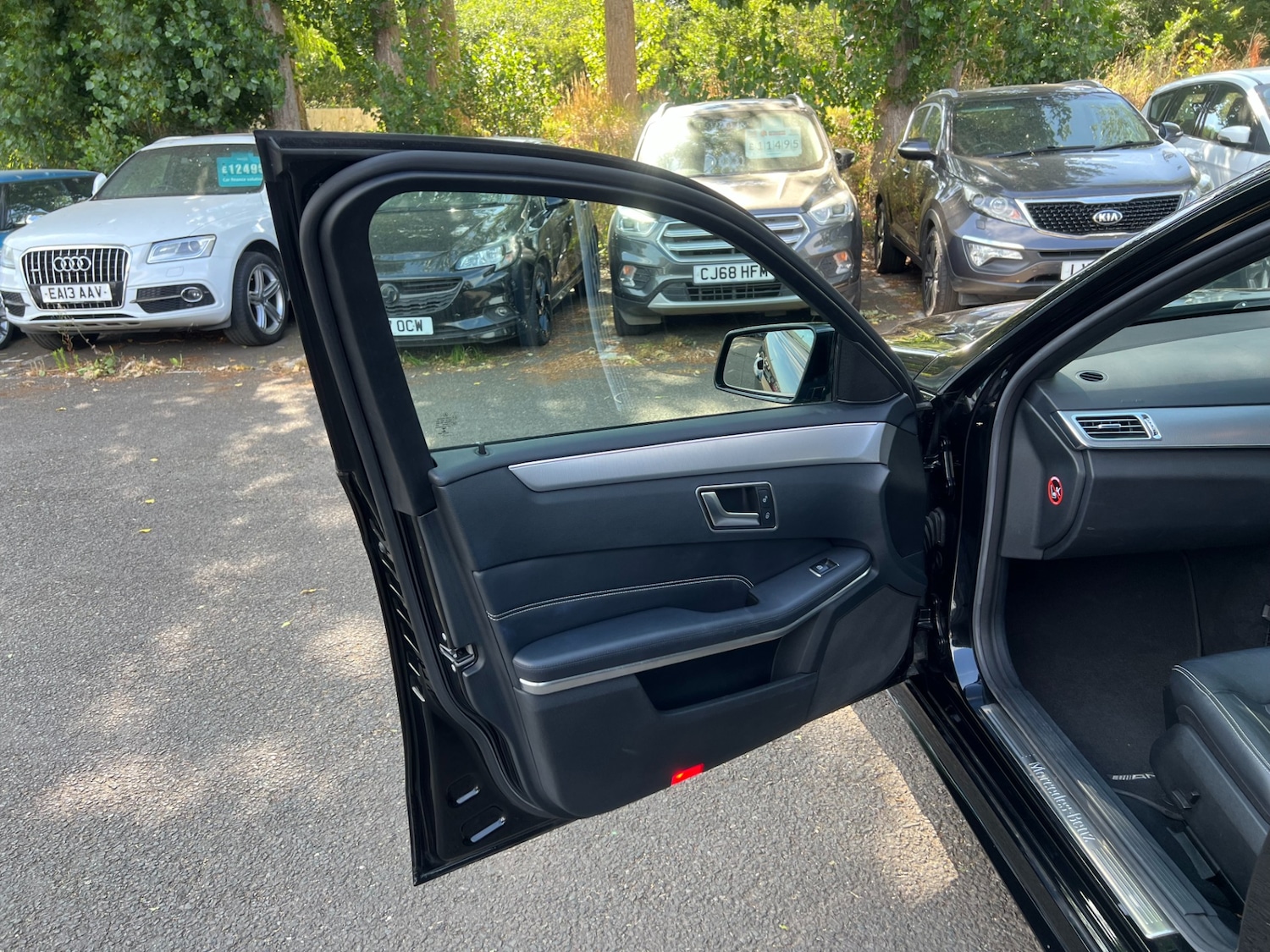 Vehicle 29