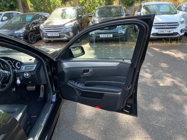 Used Mercedes-Benz E Class 2015 for sale - 75147950: Photo 31