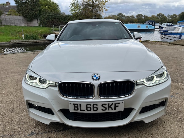 Used BMW 3 Series 2016 for sale - 76340304: Photo 2