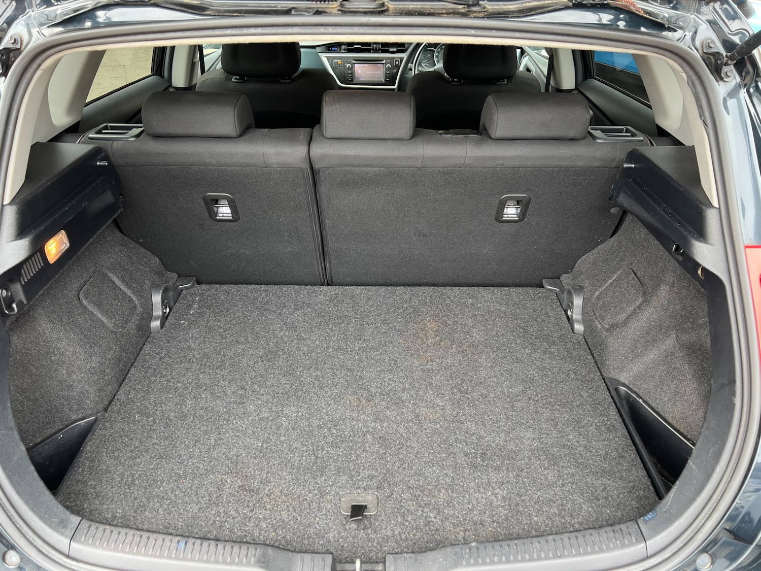 Used Toyota Auris 2013 for sale - 77988797: Photo 13