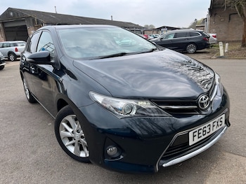 Toyota Auris feature image