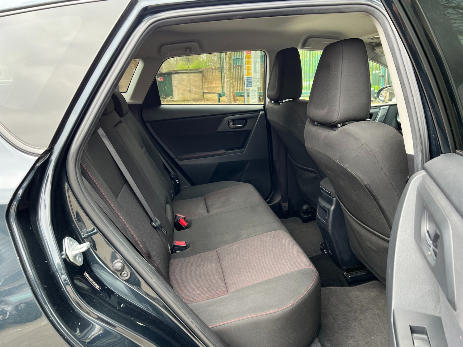 Used Toyota Auris 2013 for sale - 77988797: Photo 24