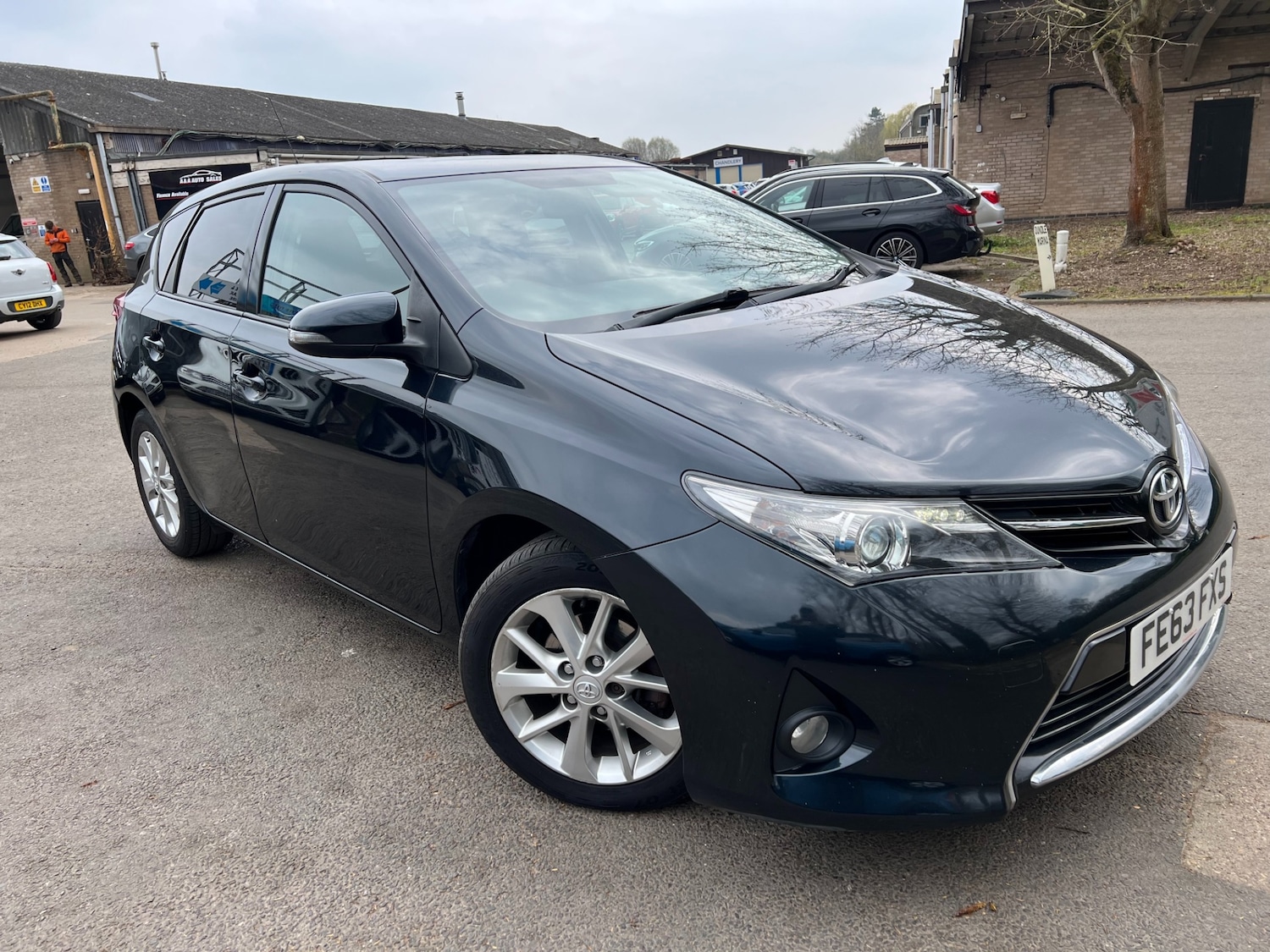 Used Toyota Auris 2013 for sale - 77988797: Photo 3