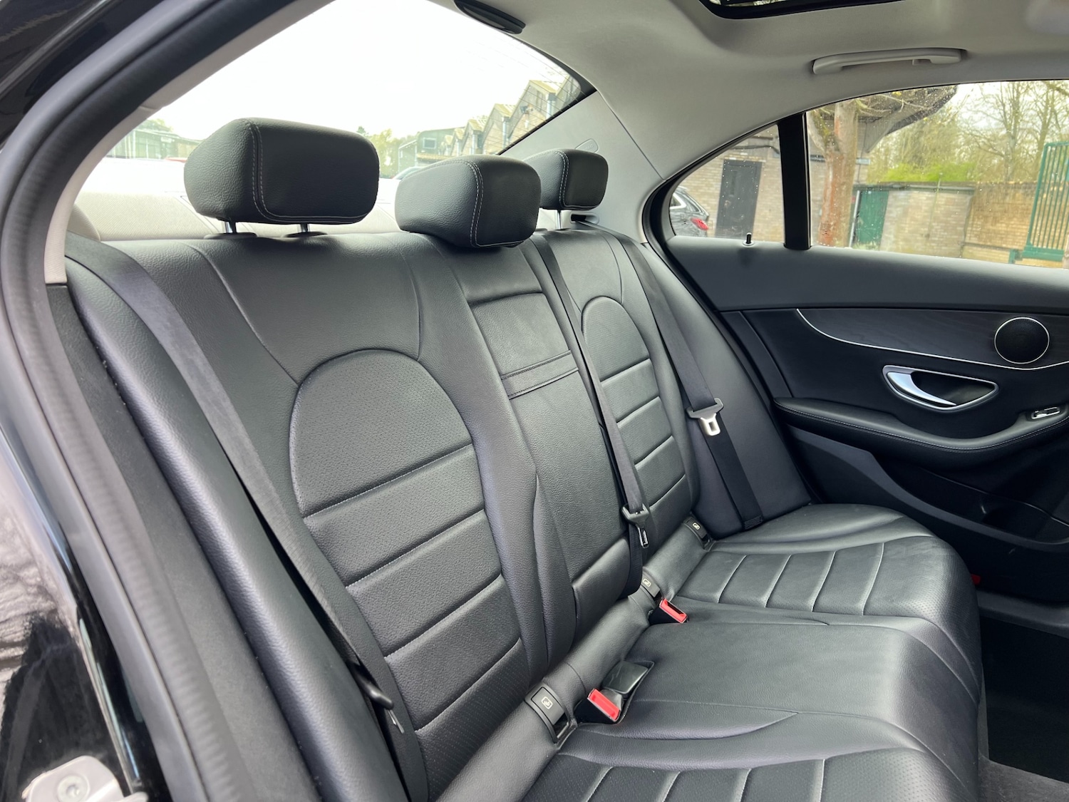 Used Mercedes-Benz C Class 2016 for sale - 78013058: Photo 31