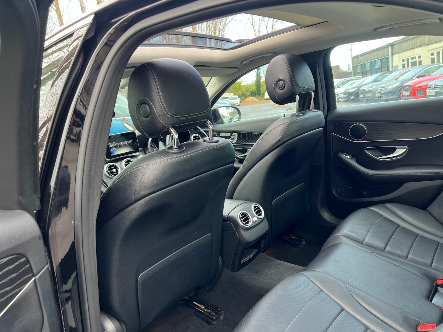 Used Mercedes-Benz C Class 2016 for sale - 78013058: Photo 32