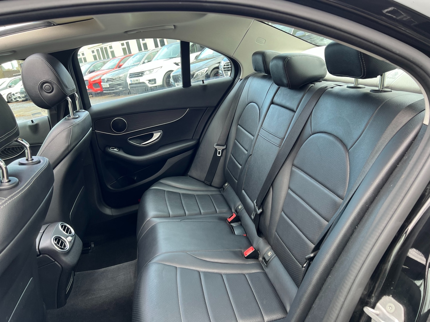 Used Mercedes-Benz C Class 2016 for sale - 78013058: Photo 34