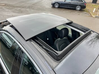 Used Mercedes-Benz C Class 2016 for sale - 78013058: Photo