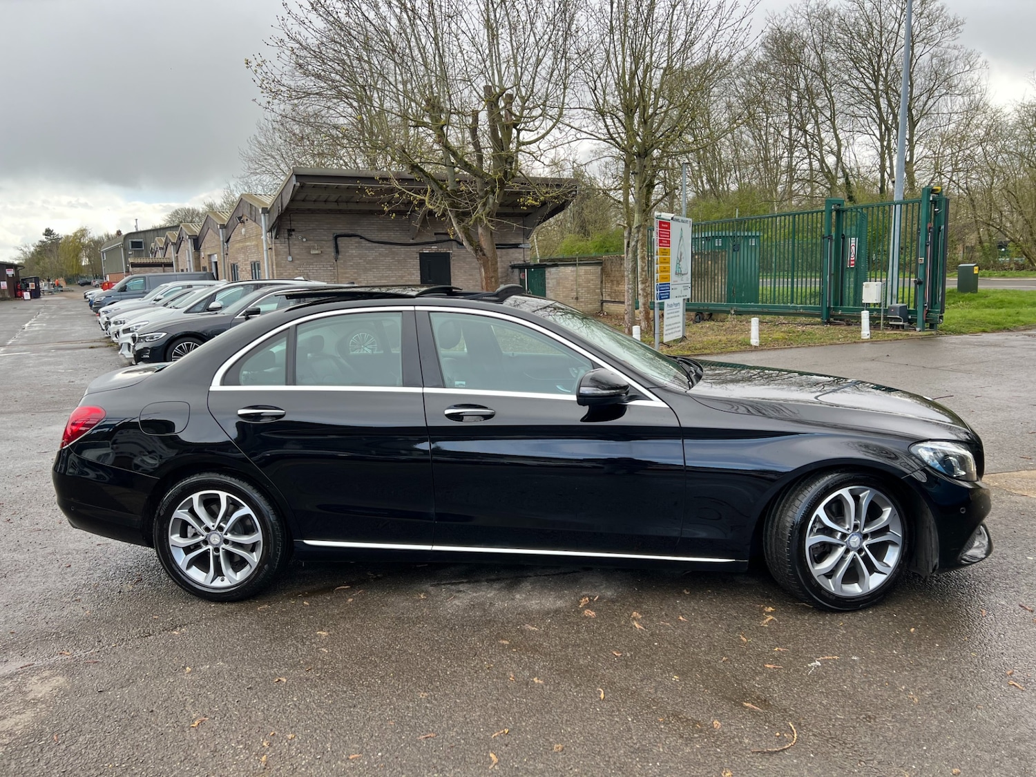 Used Mercedes-Benz C Class 2016 for sale - 78013058: Photo 5