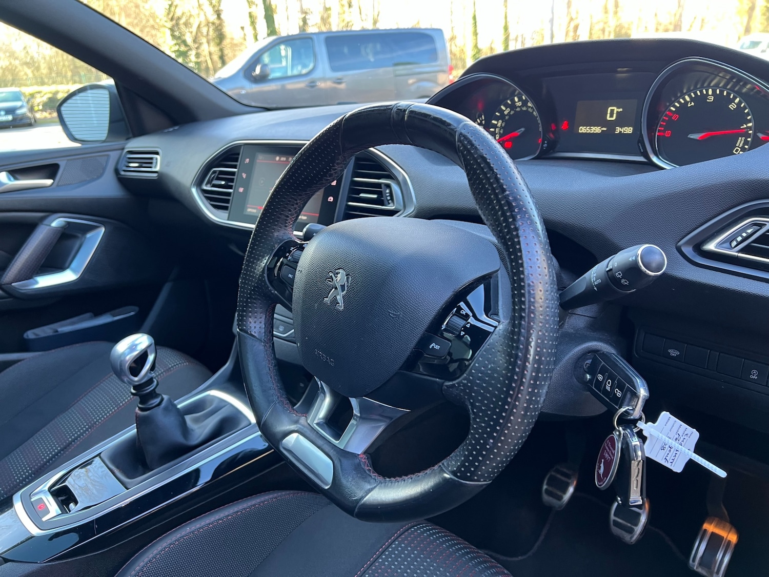 Used Peugeot 308 2018 for sale - 77556053: Photo 18