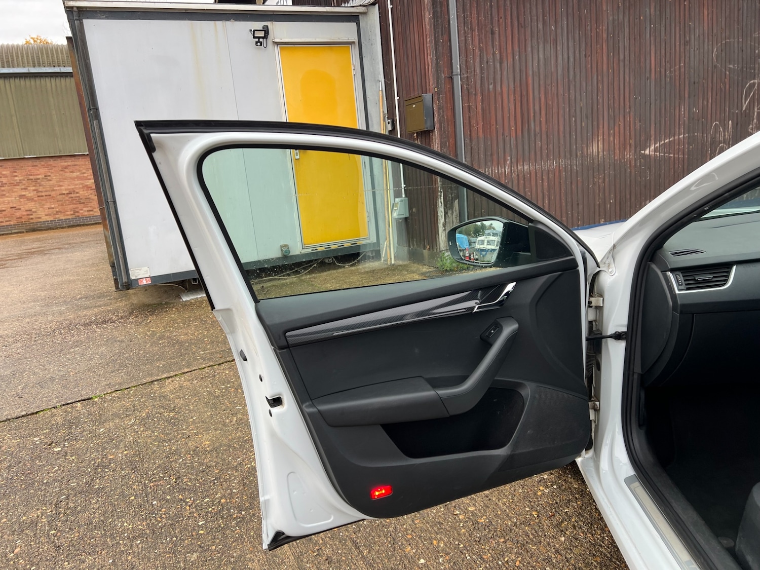 Used Skoda Octavia 2017 for sale - 76412673: Photo 28