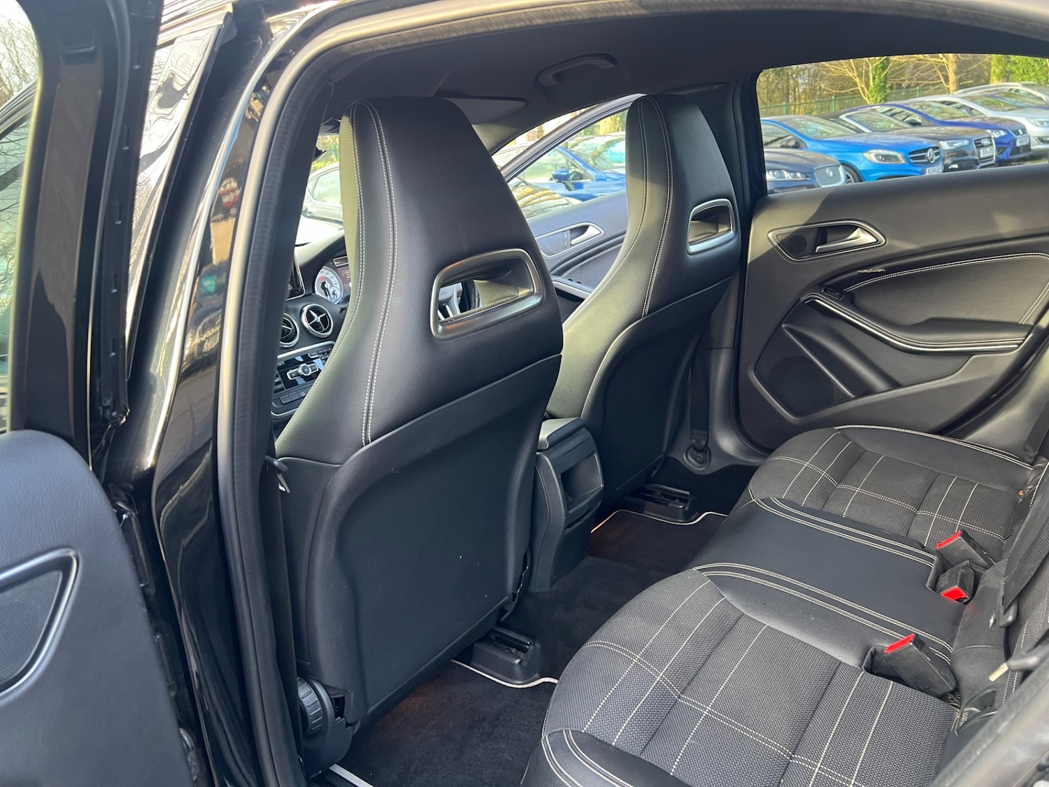 Used Mercedes-Benz A-Class 2015 for sale - 76846112: Photo 26