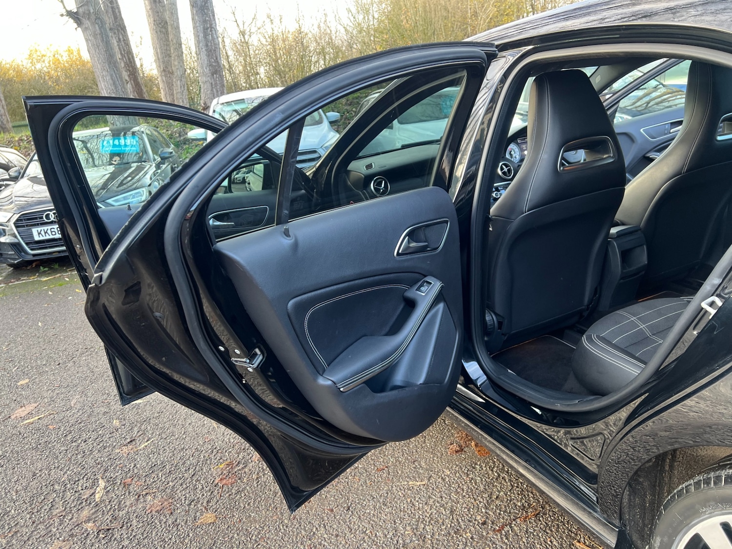 Used Mercedes-Benz A-Class 2015 for sale - 76846112: Photo 30