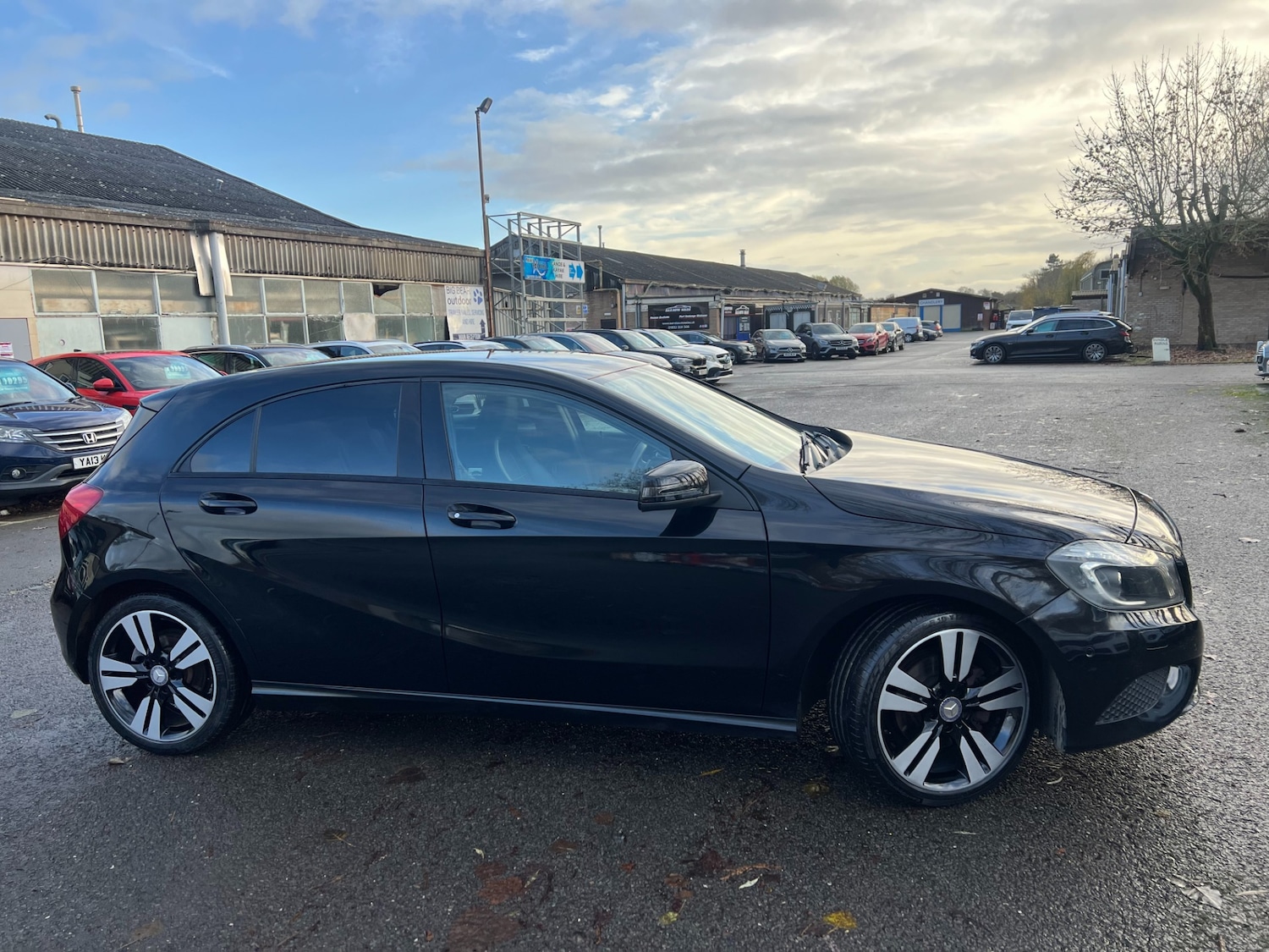 Used Mercedes-Benz A-Class 2015 for sale - 76846112: Photo 4