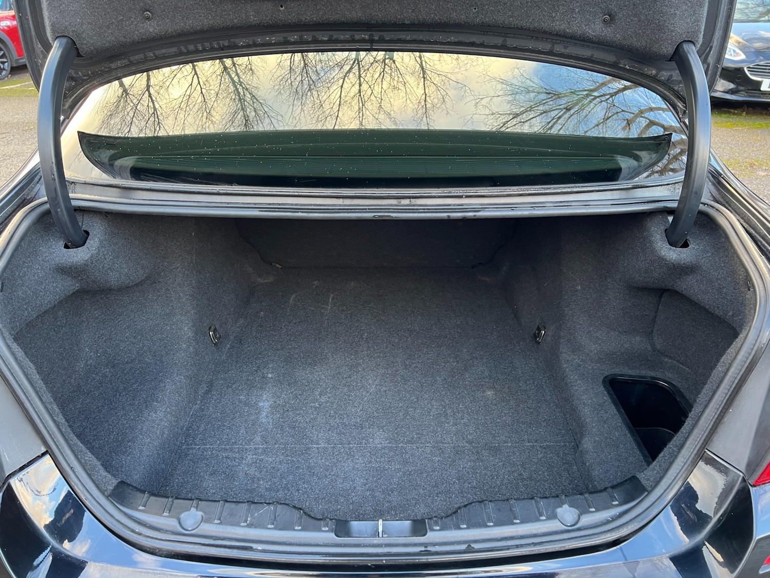 Used BMW 5 Series 2012 for sale - 77127591: Photo 38