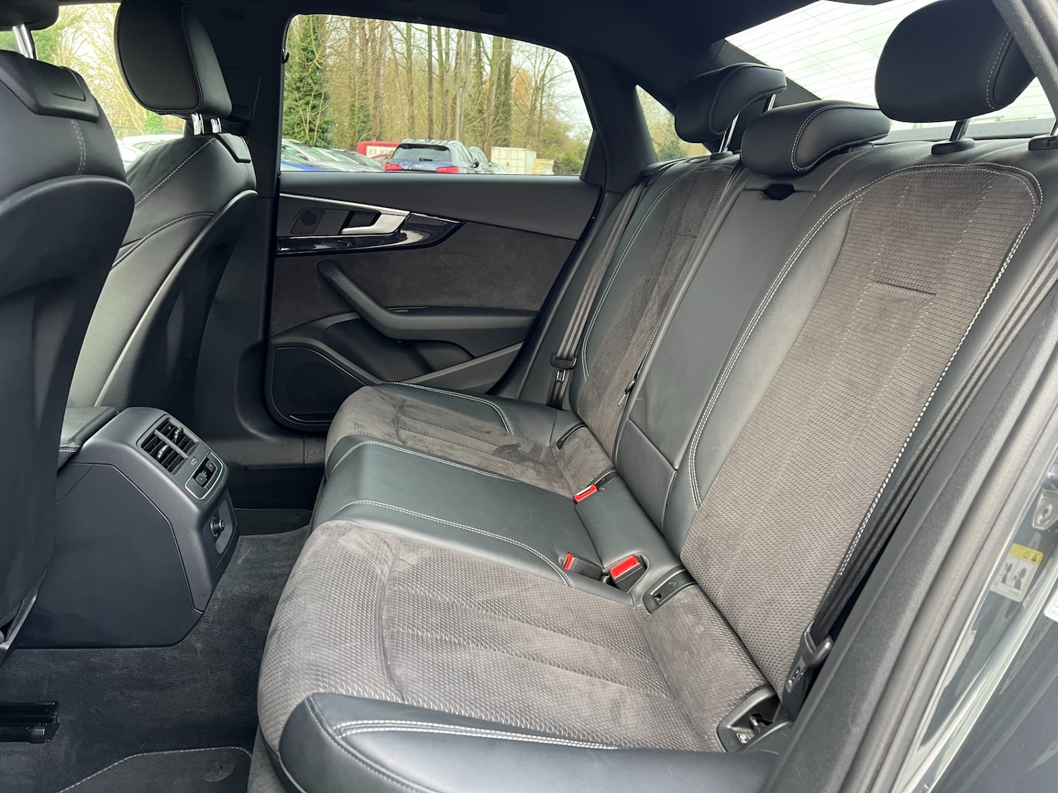 Used Audi A4 2018 for sale - 77149692: Photo 26