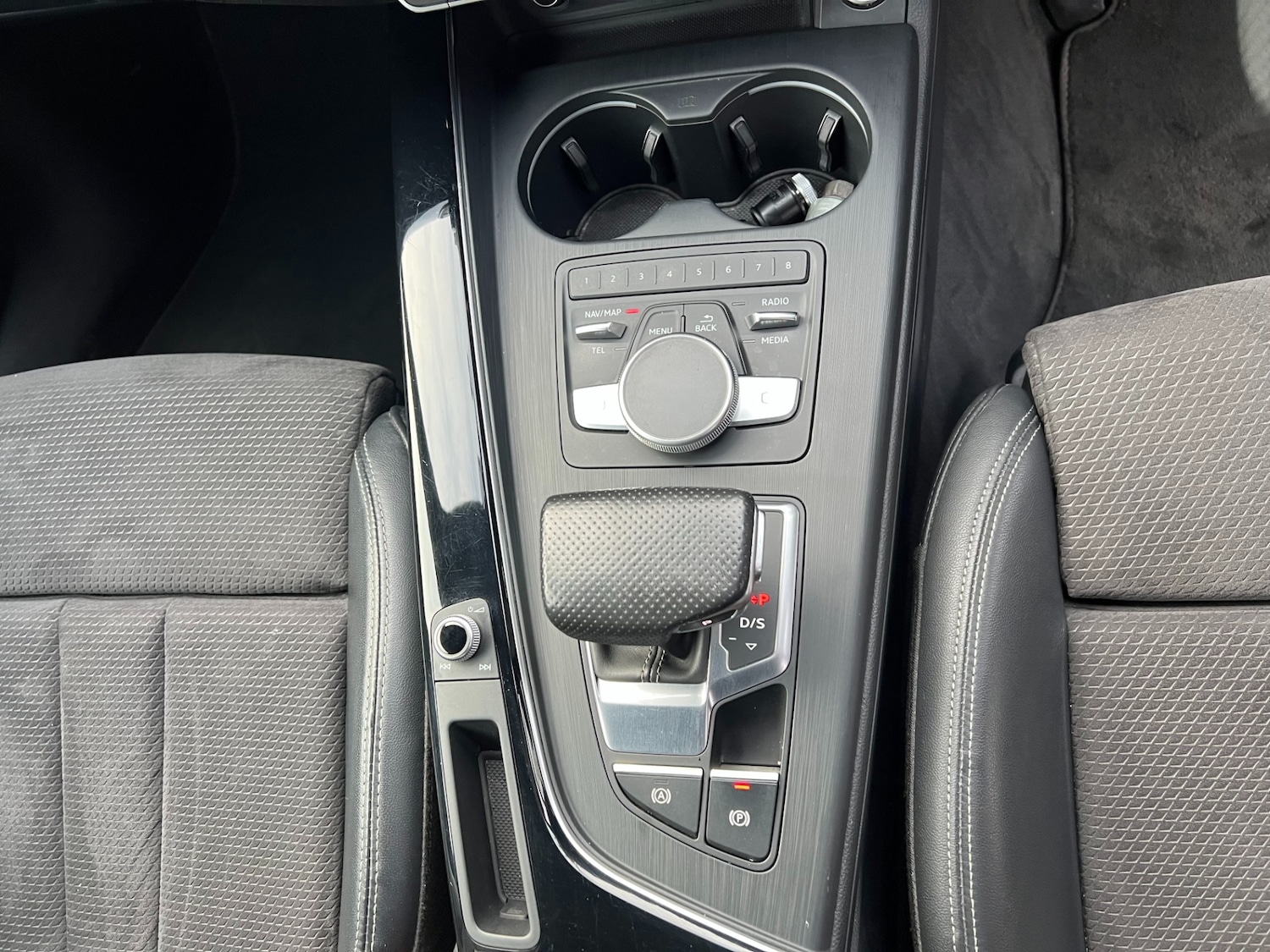 Used Audi A4 2018 for sale - 77149692: Photo 32