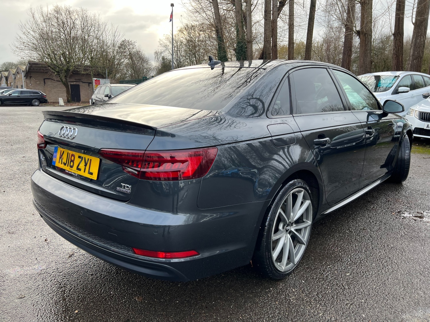 Used Audi A4 2018 for sale - 77149692: Photo 5