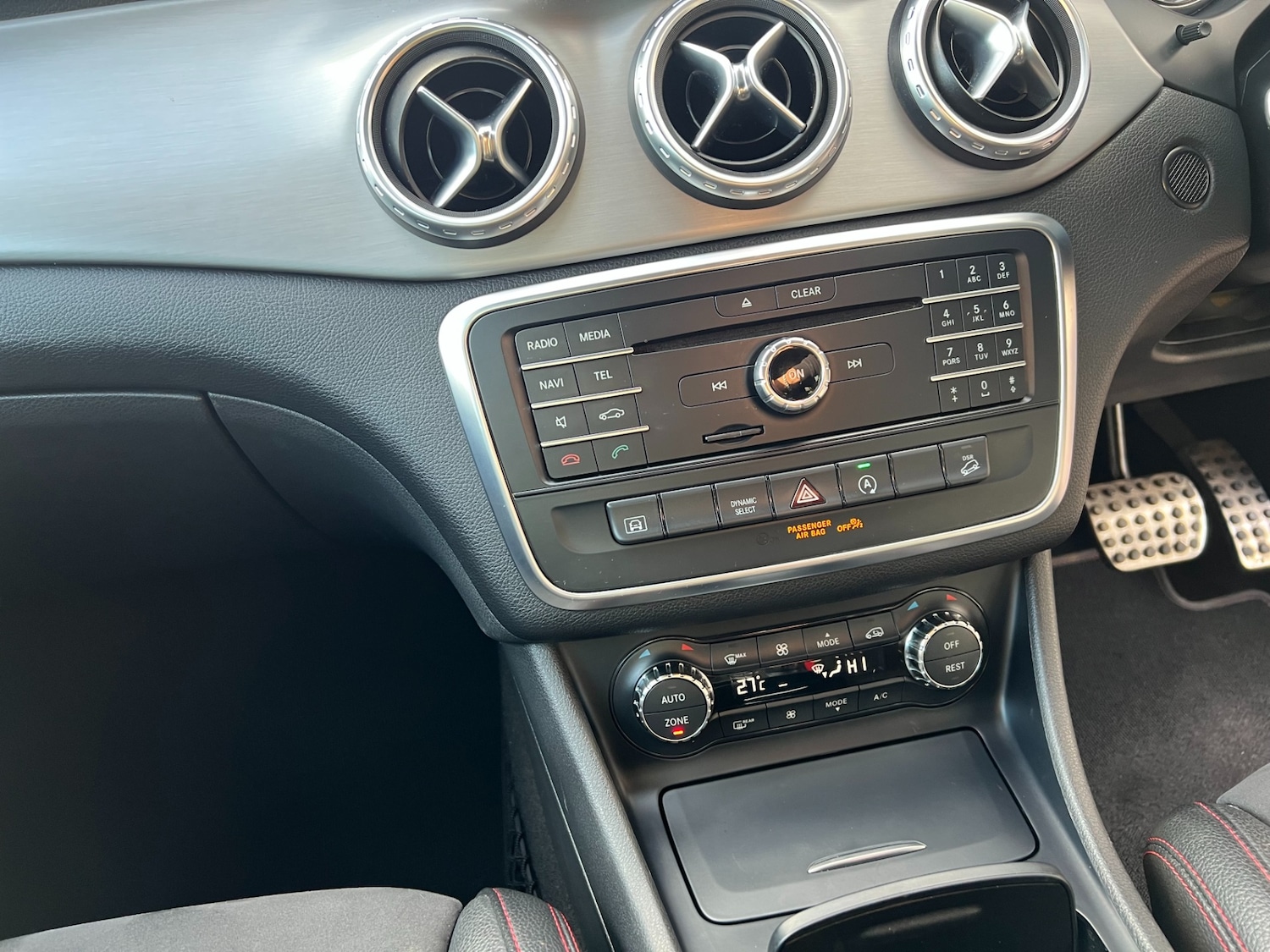 Used Mercedes-Benz GLA 2015 for sale - 76542953: Photo 41