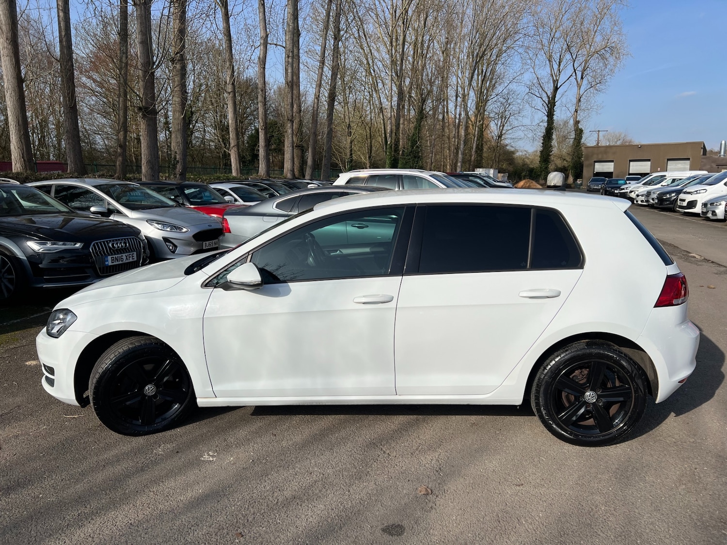 Used Volkswagen Golf 2016 for sale - 77663693: Photo 10