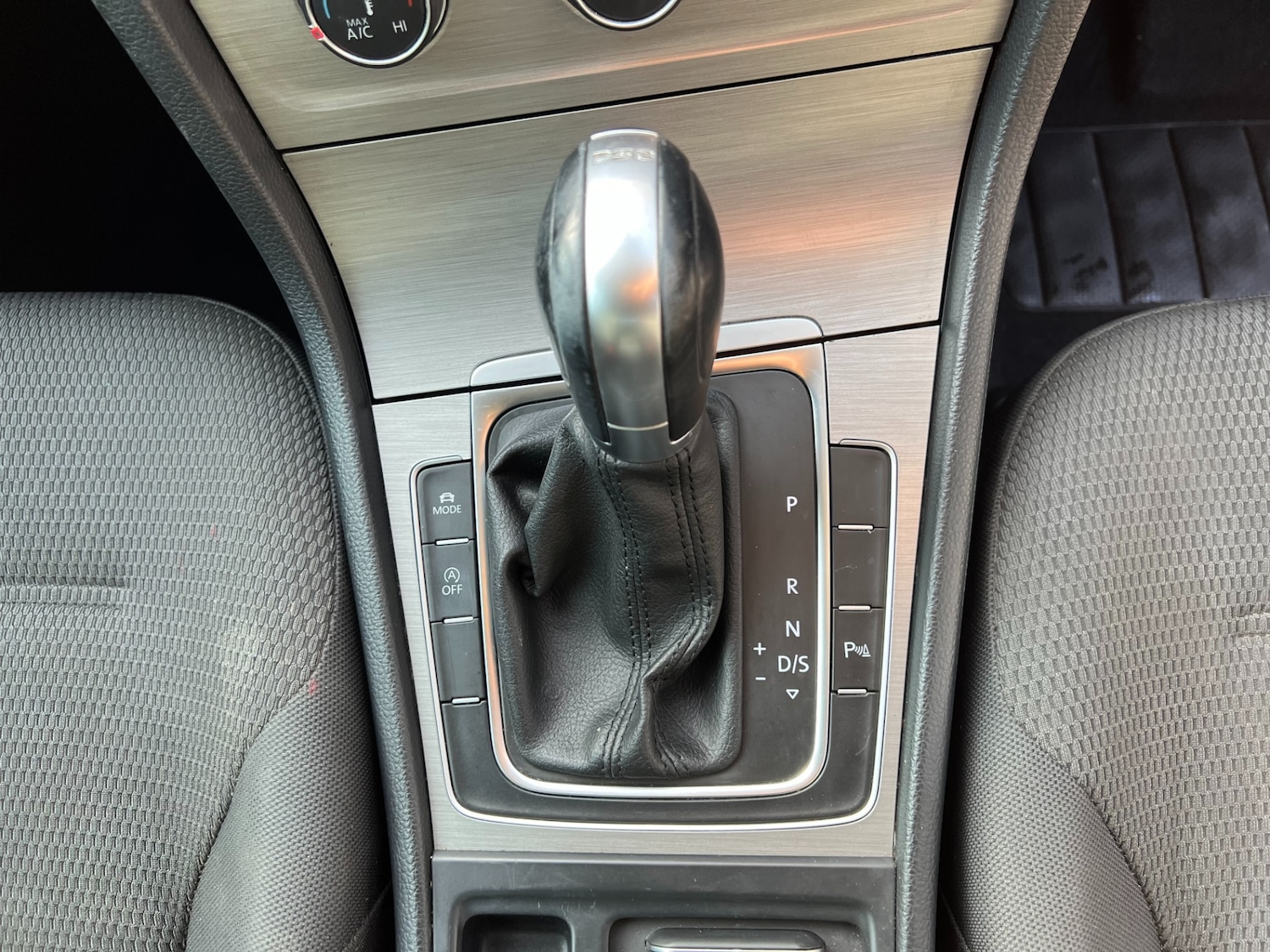 Used Volkswagen Golf 2016 for sale - 77663693: Photo 19