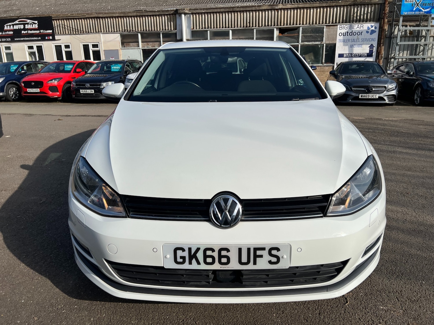Used Volkswagen Golf 2016 for sale - 77663693: Photo 2