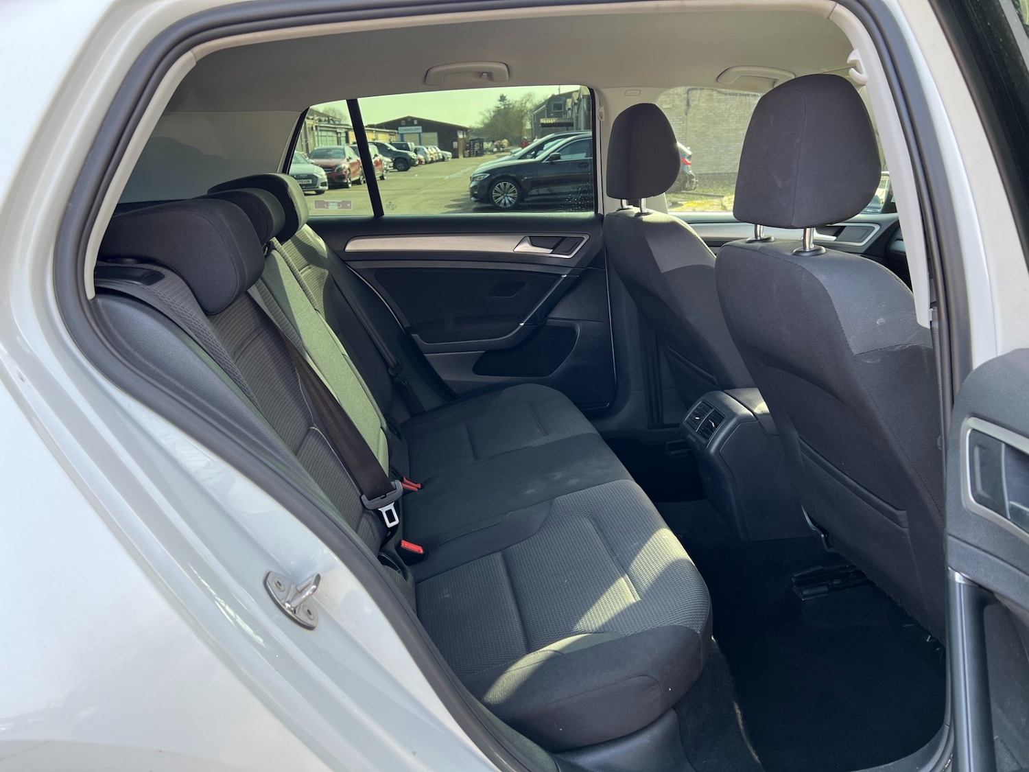 Used Volkswagen Golf 2016 for sale - 77663693: Photo 26