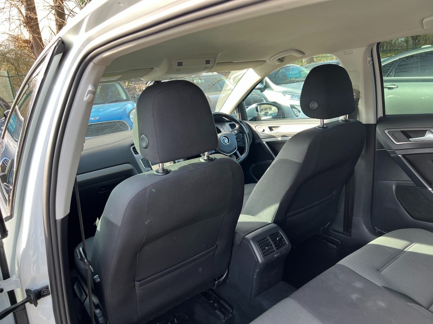 Used Volkswagen Golf 2016 for sale - 77663693: Photo 28