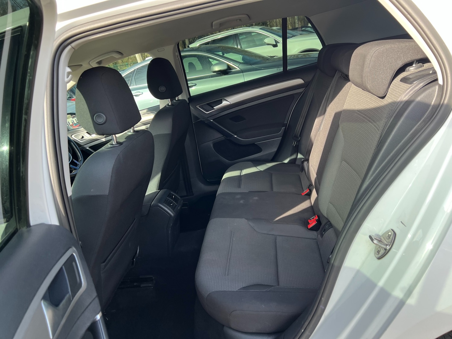 Used Volkswagen Golf 2016 for sale - 77663693: Photo 29