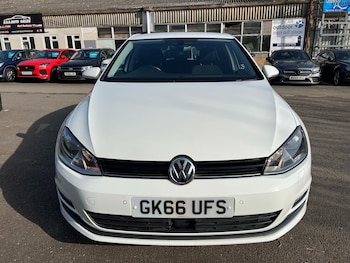 Used Volkswagen Golf 2016 for sale - 77663693: Photo