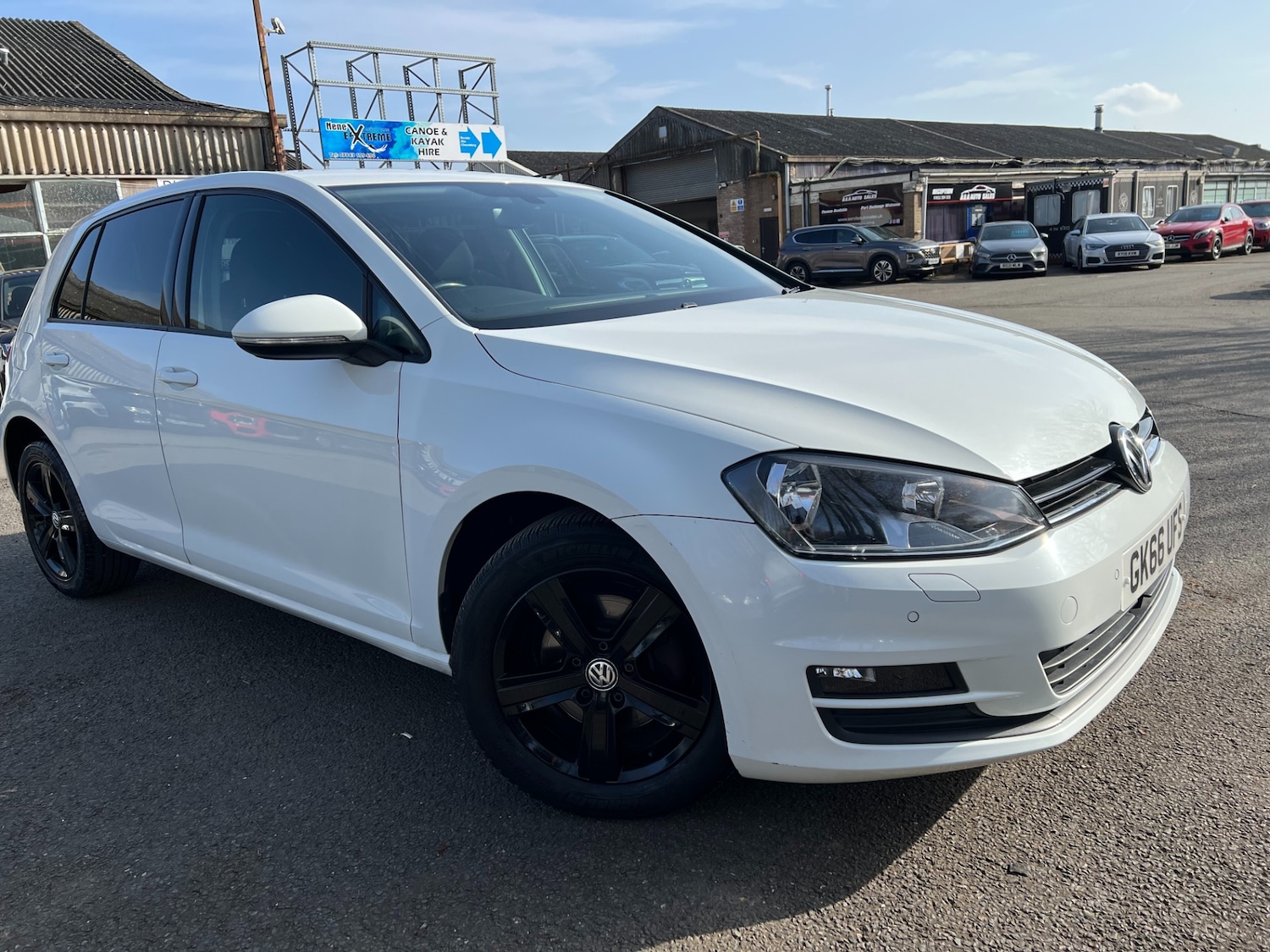 Used Volkswagen Golf 2016 for sale - 77663693: Photo 3