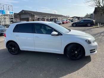Used Volkswagen Golf 2016 for sale - 77663693: Photo