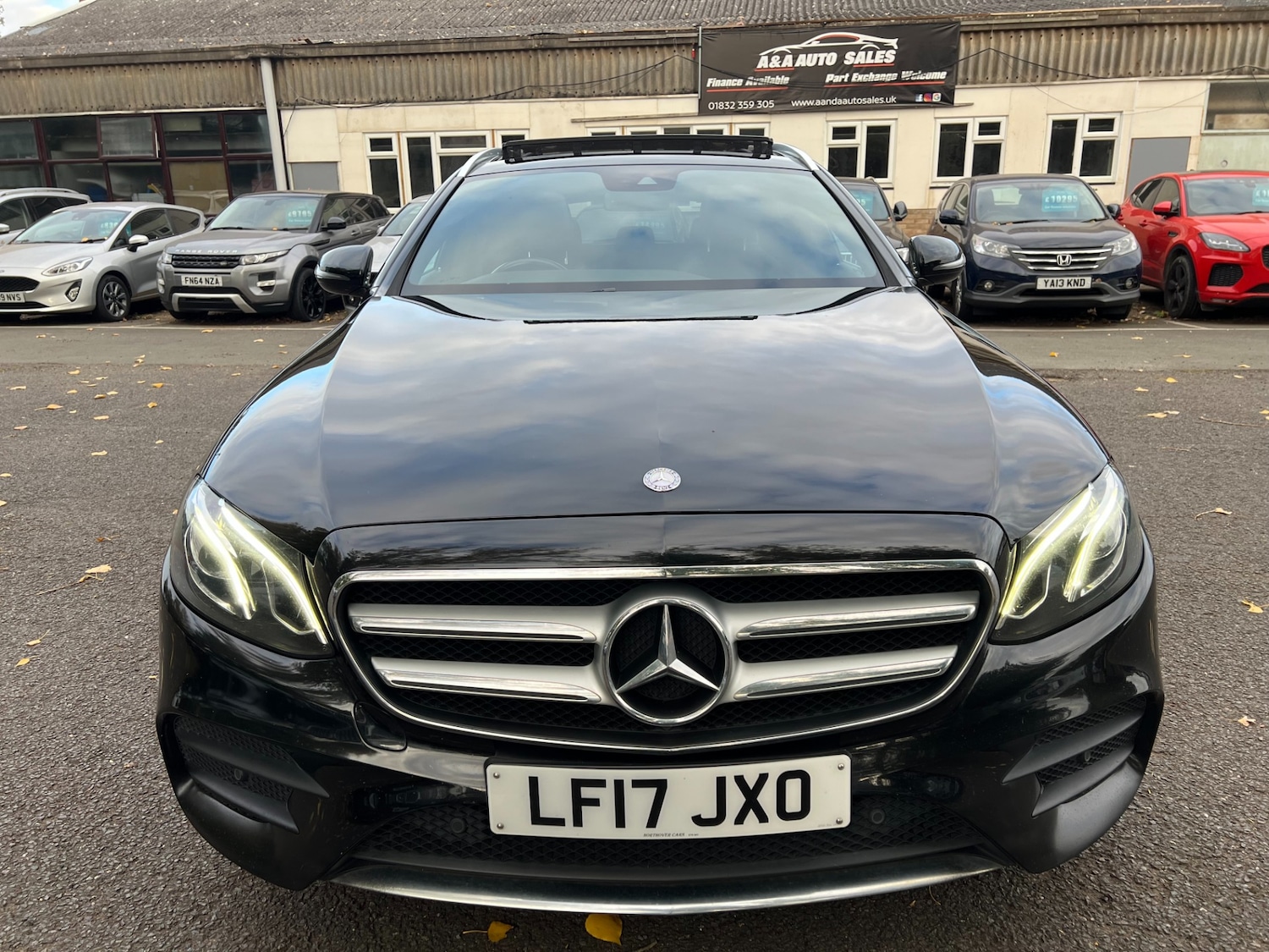 Used Mercedes-Benz E Class 2017 for sale - 76209160: Photo 2