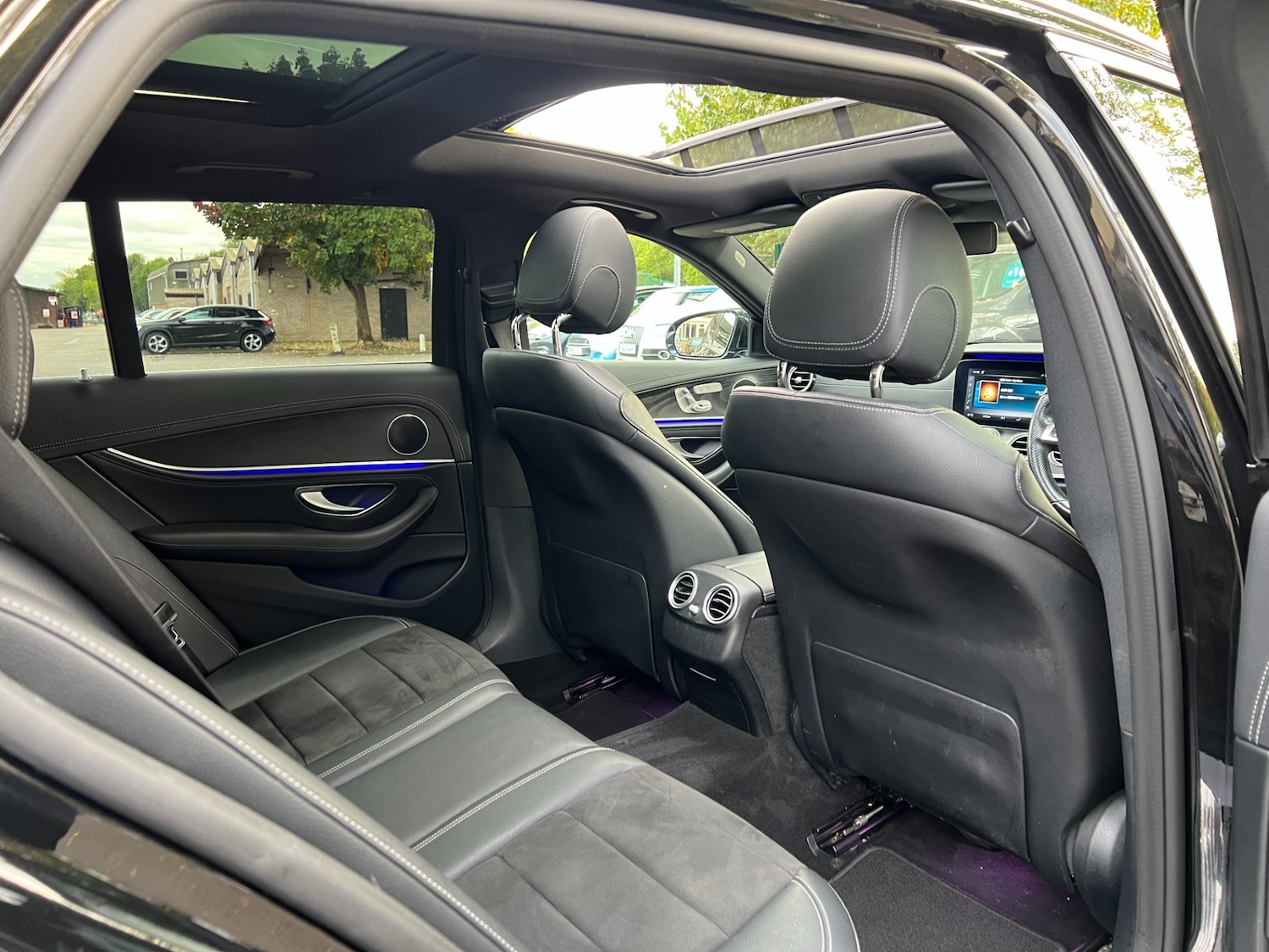 Used Mercedes-Benz E Class 2017 for sale - 76209160: Photo 27