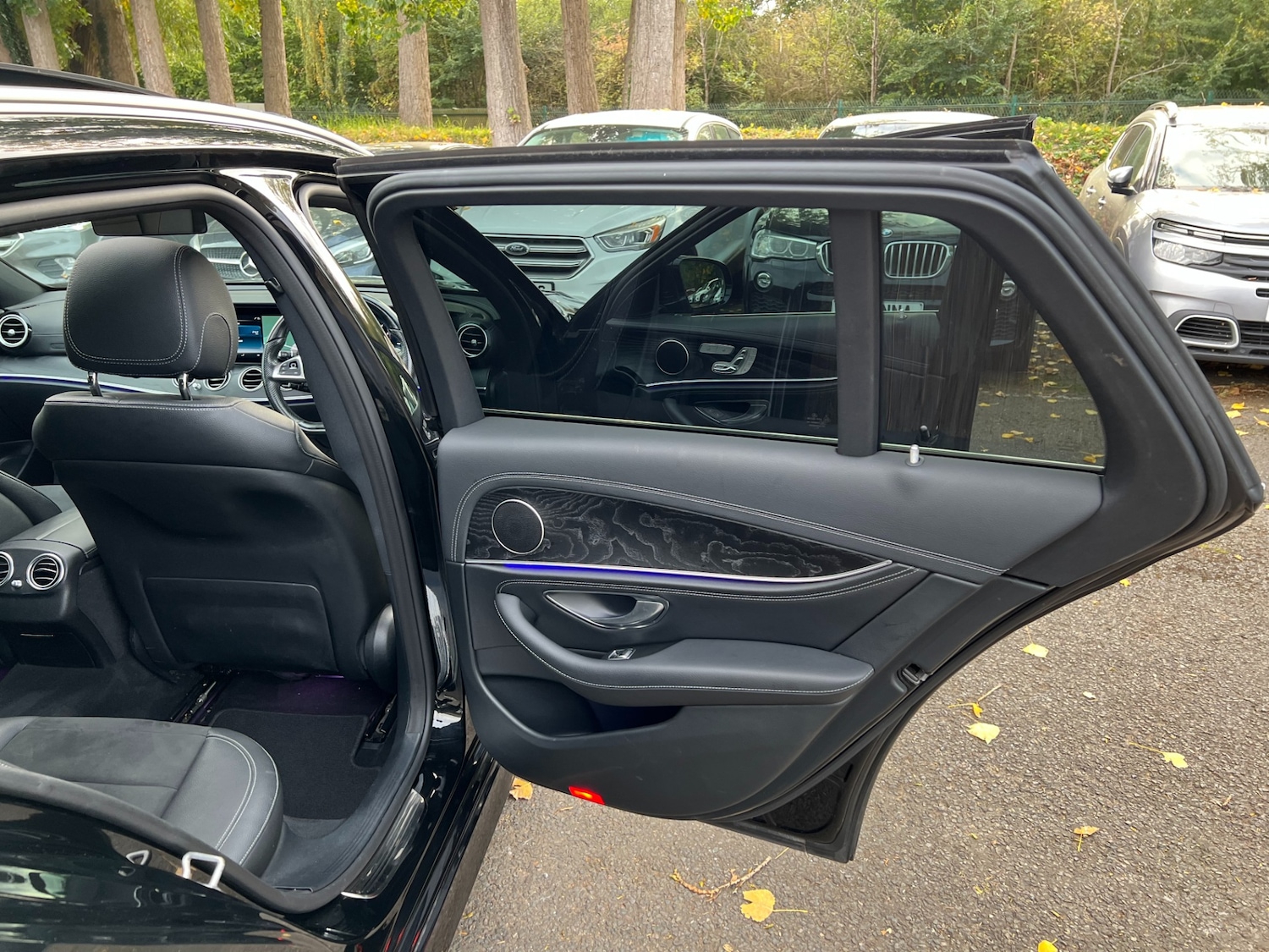 Used Mercedes-Benz E Class 2017 for sale - 76209160: Photo 35