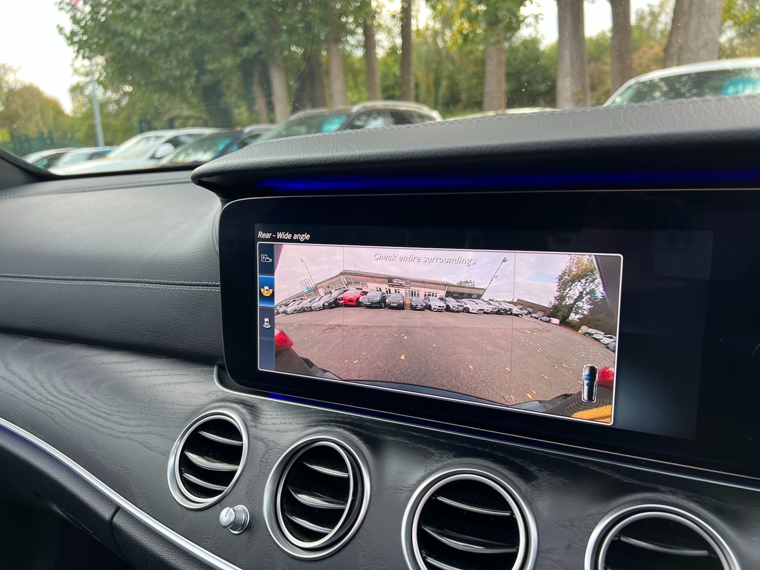 Used Mercedes-Benz E Class 2017 for sale - 76209160: Photo 46