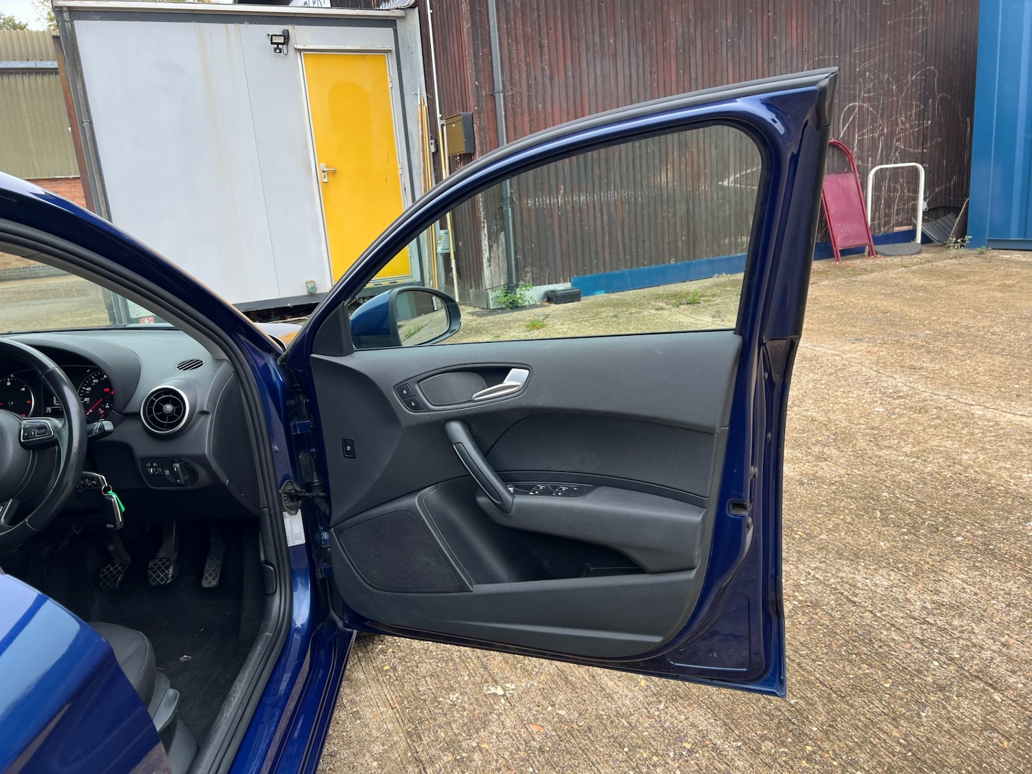 Used Audi A1 2015 for sale - 76264469: Photo 29