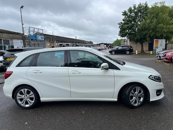 Used Mercedes-Benz B Class 2015 for sale - 78790202: Photo