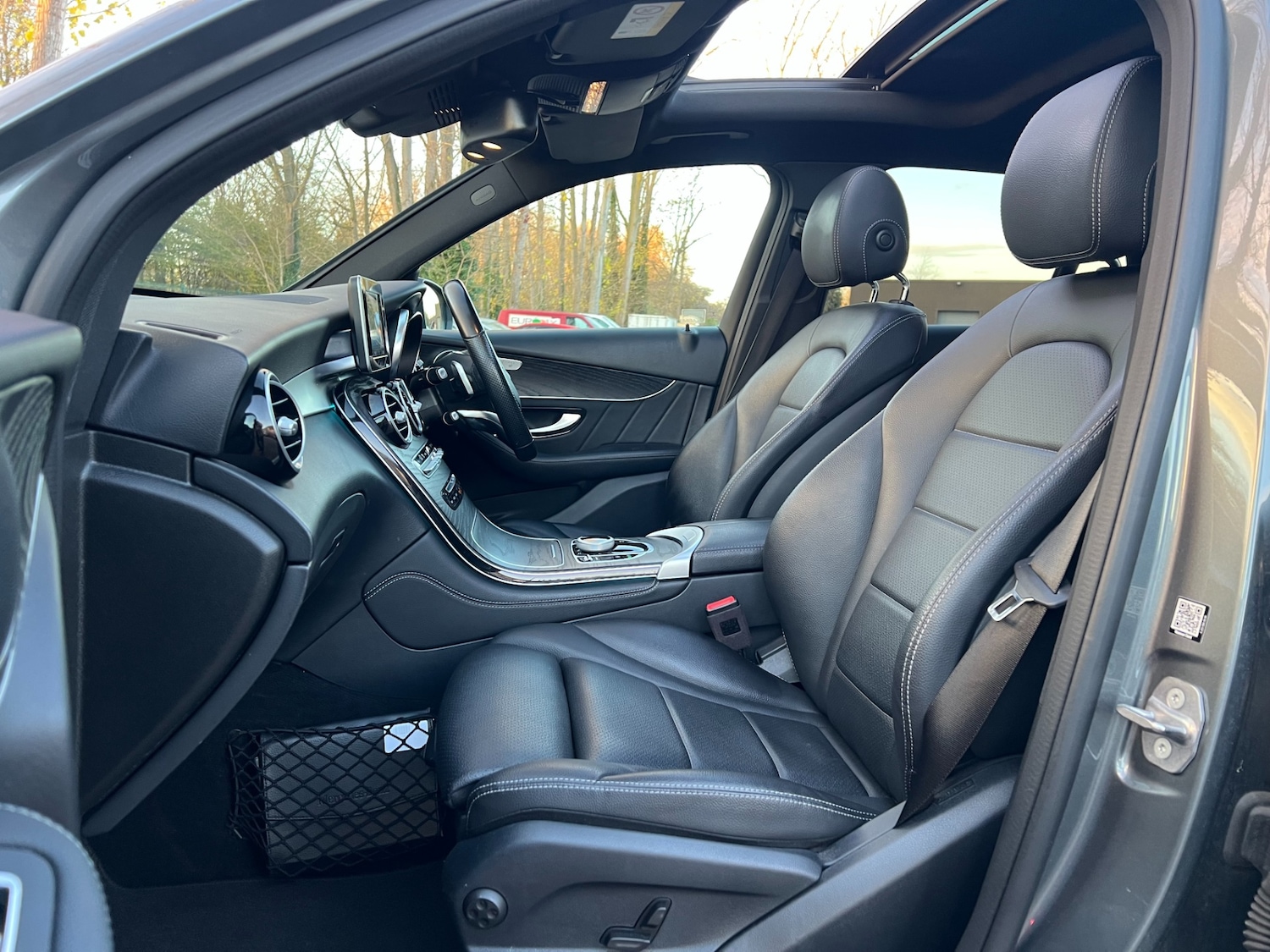 Used Mercedes-Benz GLC 2019 for sale - 76696571: Photo 21