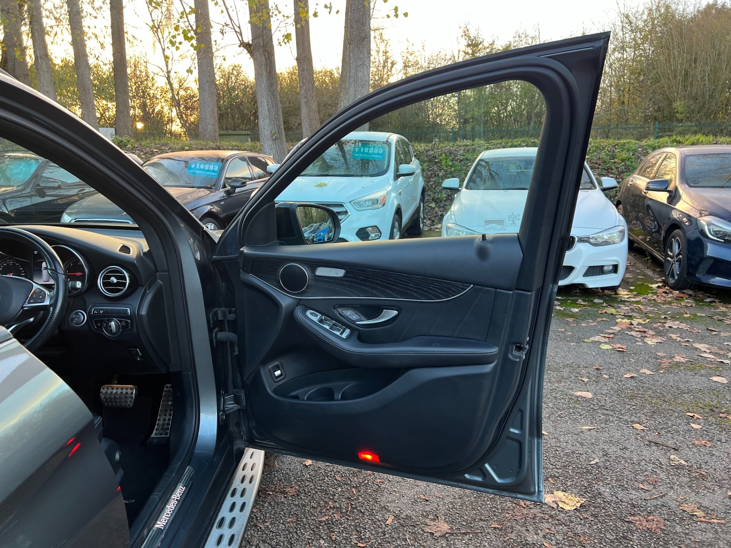 Used Mercedes-Benz GLC 2019 for sale - 76696571: Photo 35